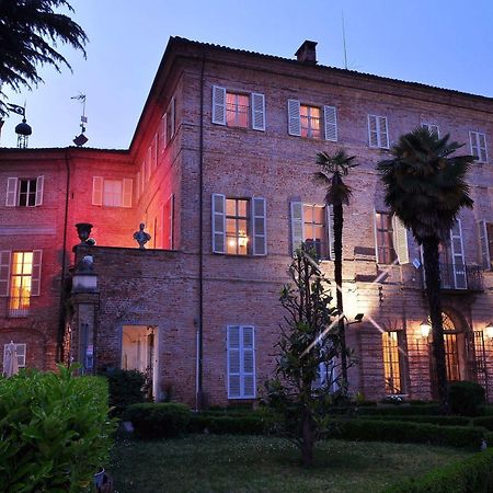 La Foresteria Del Castello - Wellness Hotel In Dimora Storica CastellʼAlfero エクステリア 写真