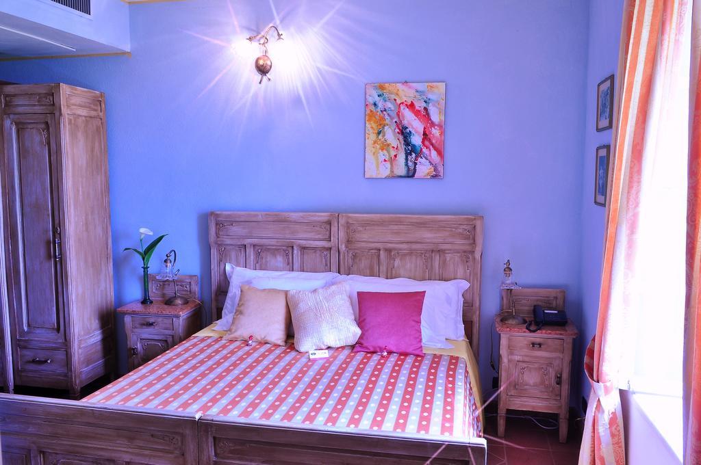 La Foresteria Del Castello - Wellness Hotel In Dimora Storica CastellʼAlfero 部屋 写真
