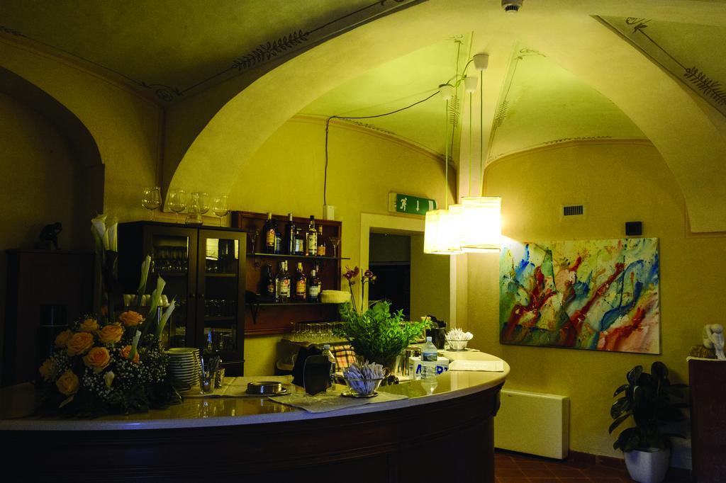 La Foresteria Del Castello - Wellness Hotel In Dimora Storica CastellʼAlfero エクステリア 写真