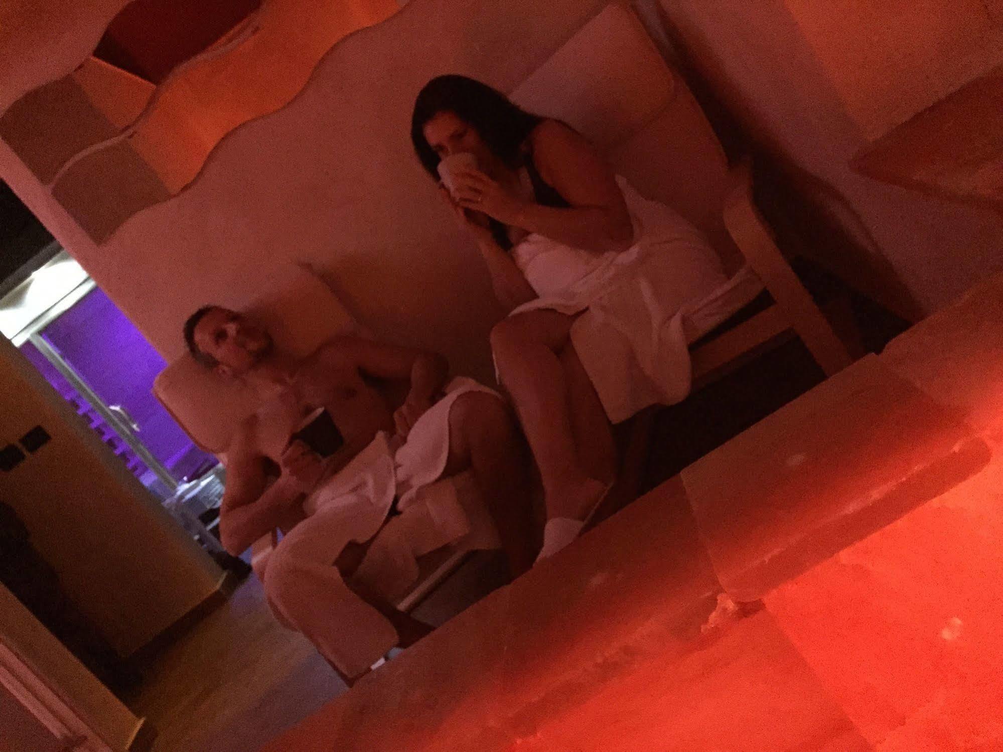 La Foresteria Del Castello - Wellness Hotel In Dimora Storica CastellʼAlfero エクステリア 写真